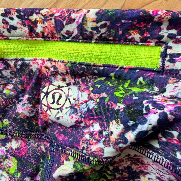 Lululemon Seawheeze Limited Leggings - Picture 9 of 11